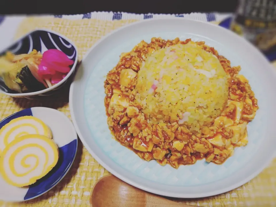 ★今年初のおうちごはん★
❇️麻婆豆腐🦀カニチャーハン
❇️錦玉子
❇️白菜の漬物と梅沢庵|☆Chieco☆さん