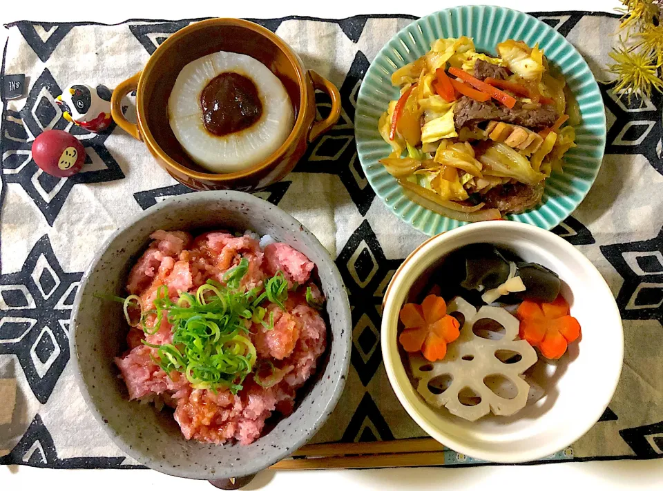 ✳︎ネギトロ丼✳︎ふろふき大根✳︎お煮しめ✳︎牛野菜炒め|syamさん