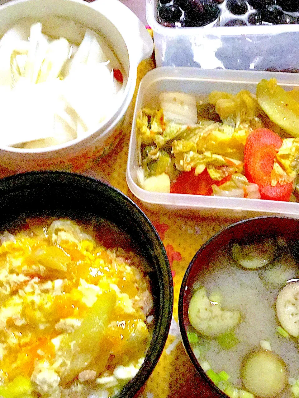 親子丼　味噌汁　その他|掛谷節子さん