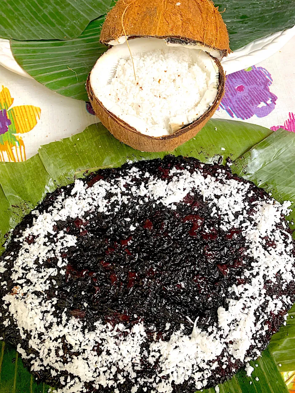 Biko with freshly grated coconut|🌺IAnneさん