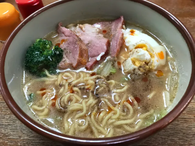 マルちゃん正麺🍜、豚骨醤油味❗️ |´・д・)σ ✨|サソリさん