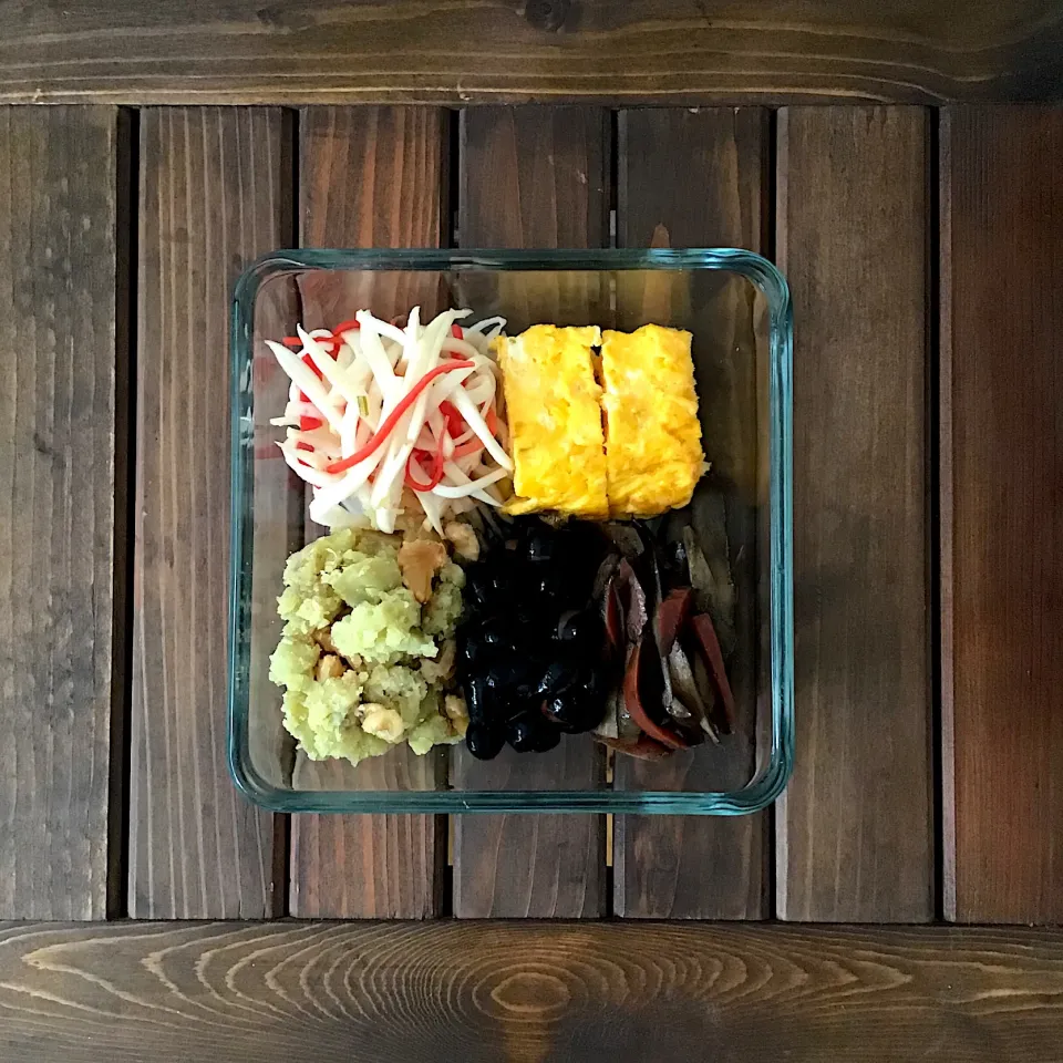 𝟸𝟶𝟸𝟷🎍ミニ手づくりお節🍱|🌿𝚌𝚑𝚎𝚛𝚗𝚘🥄さん