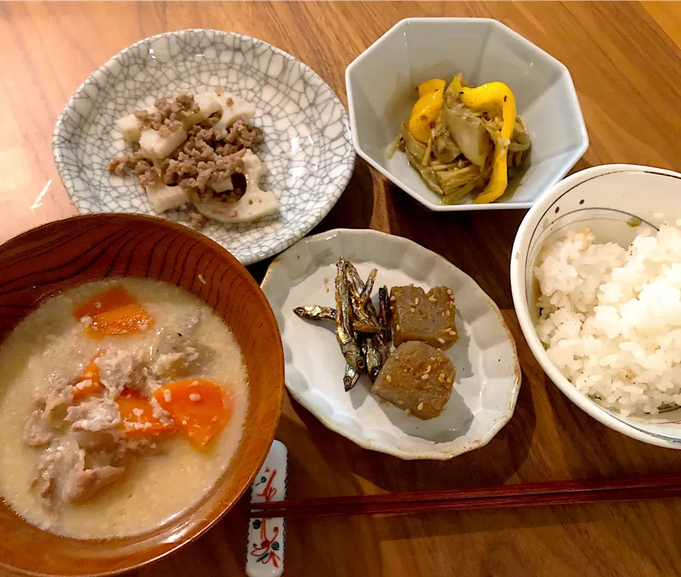 ≪メインは粕汁≫作り置きおかずで粗食定食|こんぶさん