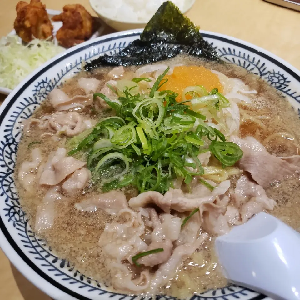 熟成醤油肉そば 丸源餃子セット|haru1204jpさん