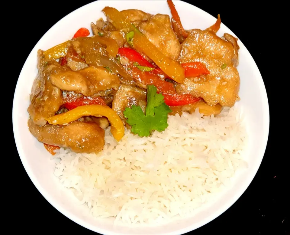 Snapdishの料理写真:Stir Fry Chicken with Rice|Sub-Recipesさん