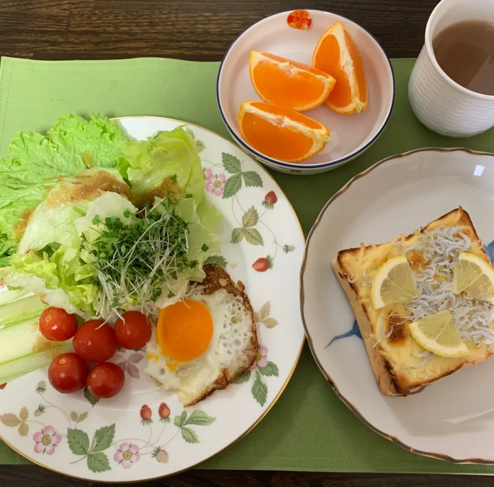 チーズシラストーストとミルクティーと紅まどんなで、今年も美味しい朝食を❣️|tamemitiさん