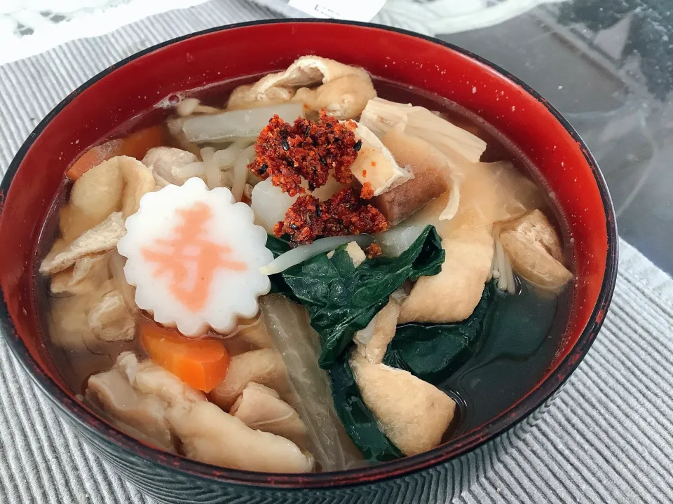 ちょいお雑煮風のおうどん😋|アライさんさん