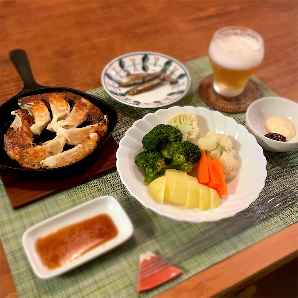 焼き餃子
温野菜
きびなごの黒酢煮|𓇼 Ⓢ Ⓗ Ⓘ Ⓝ Ⓞ Ⓑ Ⓤ 𓇼さん