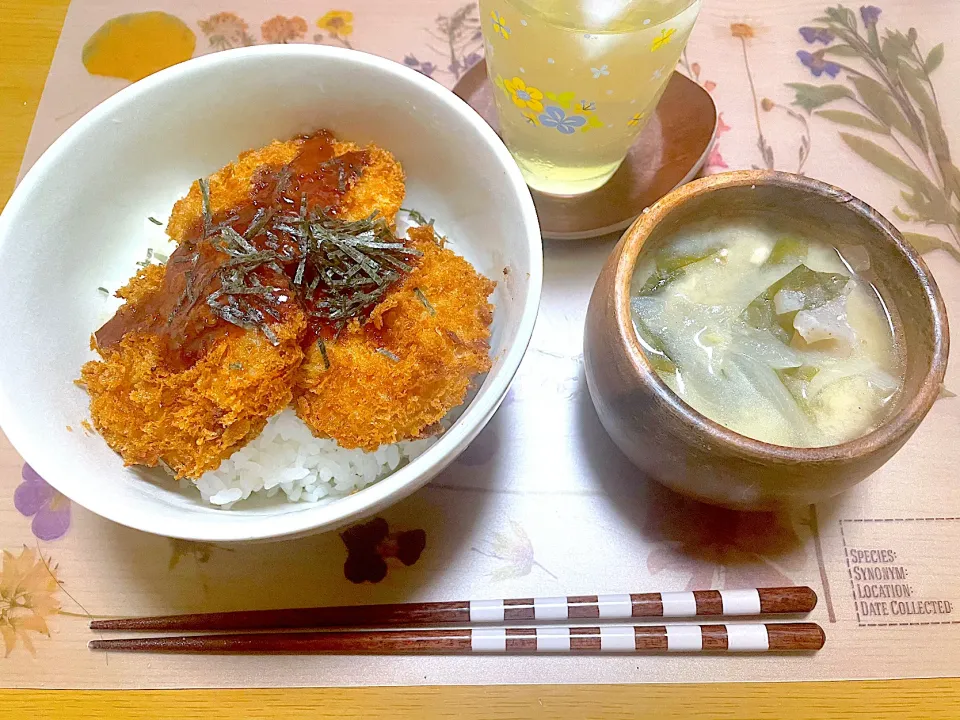 やわらかヒレカツ丼、ぽかぽかそぼろおかず汁|江口笑湖さん