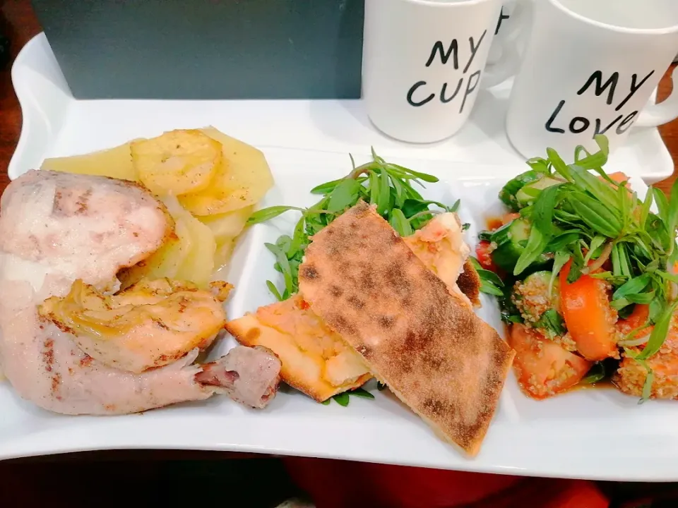 Snapdishの料理写真:Lemoned Chicken and potato Dish|Christelle S. Karamさん