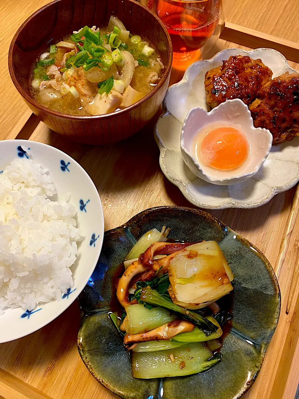 焼き鳥屋さんのつくね　青梗菜とイカのオイスター炒め　豚汁|エトフさん