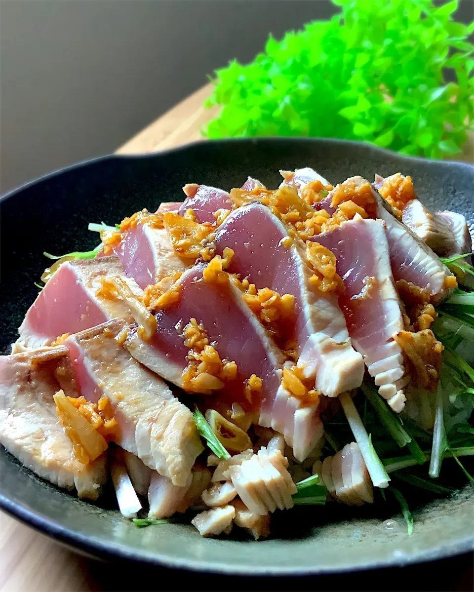 Snapdishの料理写真:釣り魚🎣ヨコワ(クロマグロの幼魚)のガーリックライス🧄|9421beruさん