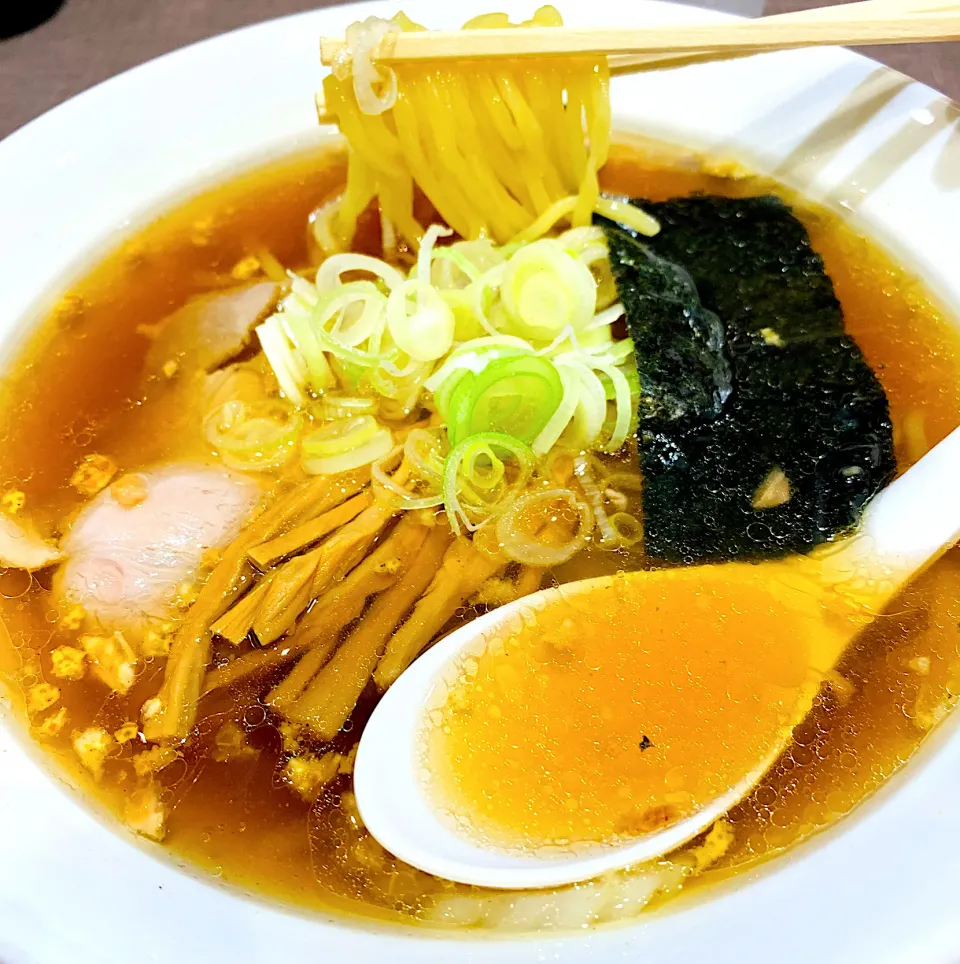 久しぶり〜🤣な、お気に入りのラーメン屋さんのアゴだし中華そば🍜💕|ちはるさん