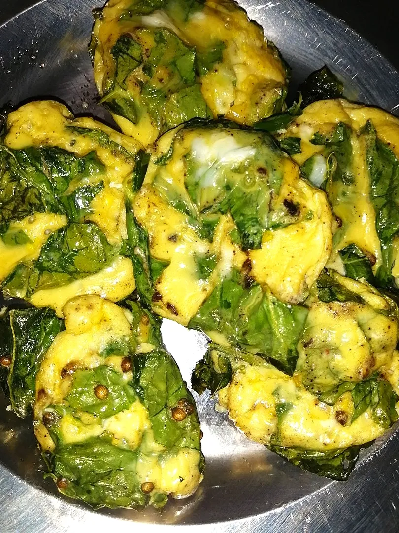 Snapdishの料理写真:Egg and kale yum|Deeさん