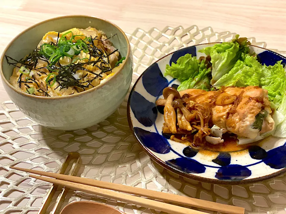 大葉とチーズのむね肉ステーキと他人丼🌸|ひろさんとゆりさんさん