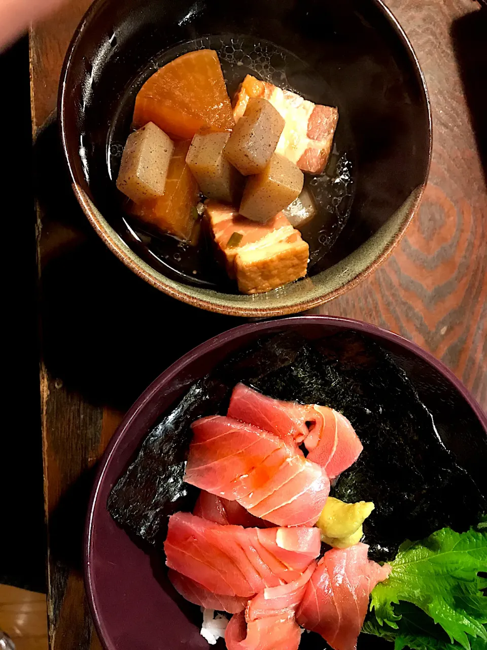 マグロ丼と豚の角煮|ソウママサオさん