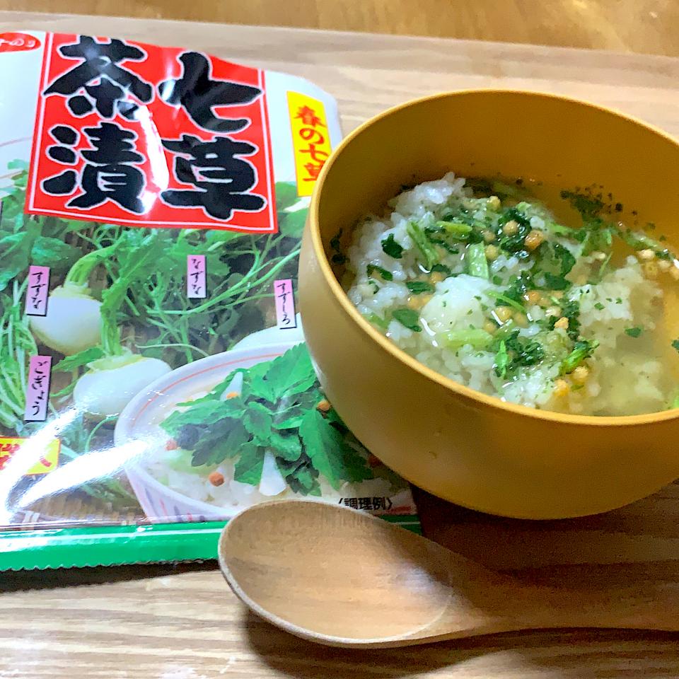 白子のりさんの「七草茶漬」で七草茶漬け(ちょっとだけひと工夫)