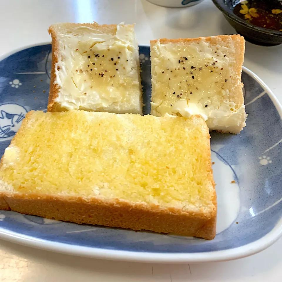 にしかわの食パン🍞|🍰🍰さん