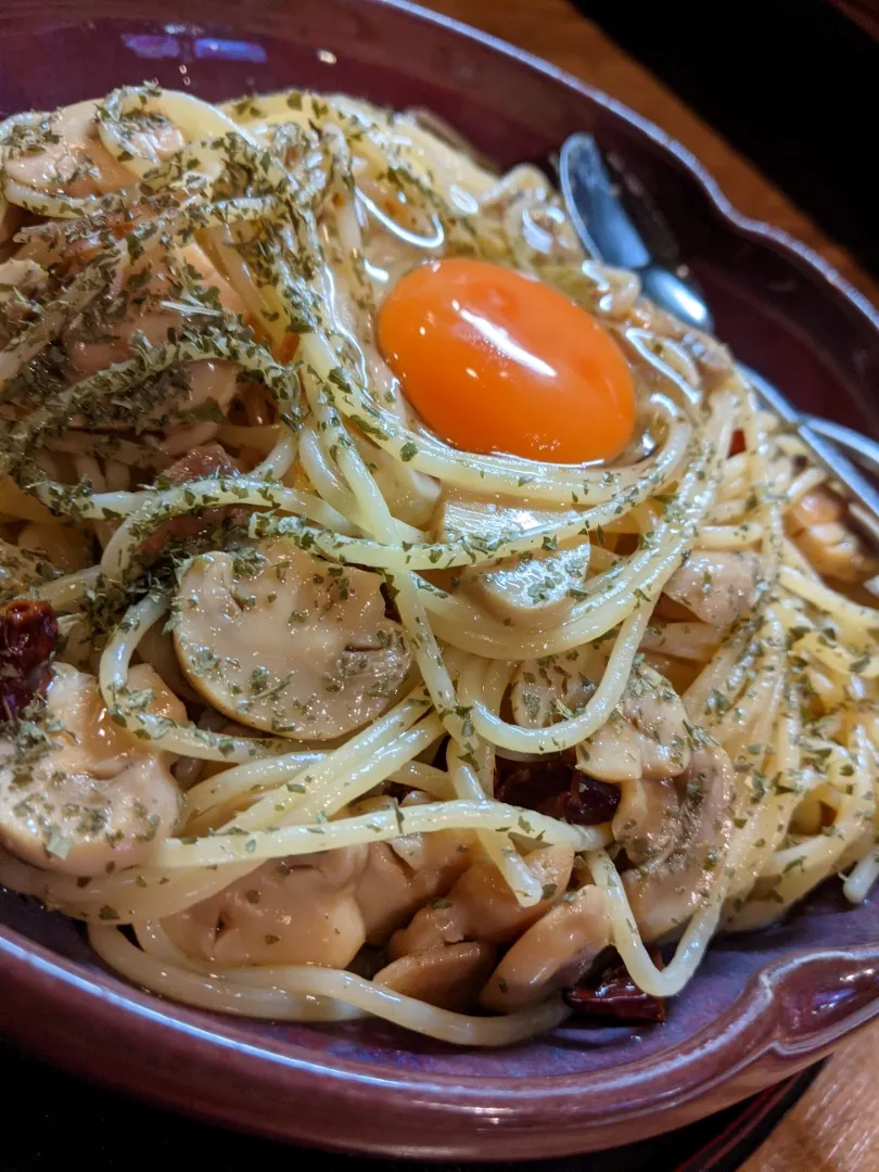 Snapdishの料理写真:ぺぺたまマッシュルームver.|たかぎし ひろゆきさん