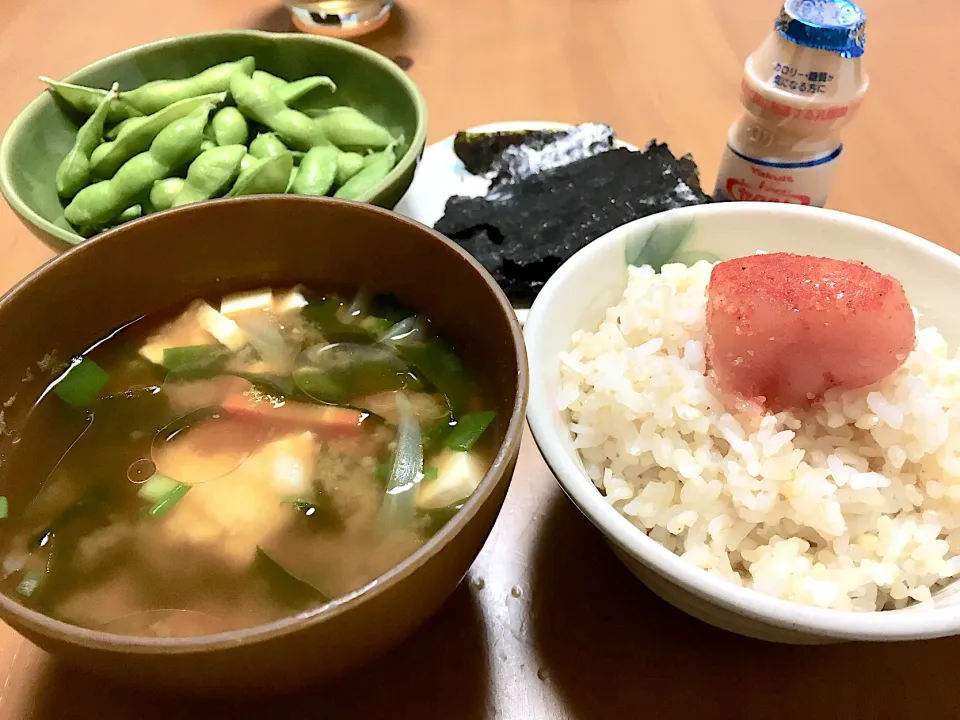 辛子明太子と具沢山お味噌汁で朝ごはん😊❣️|さくたえさん