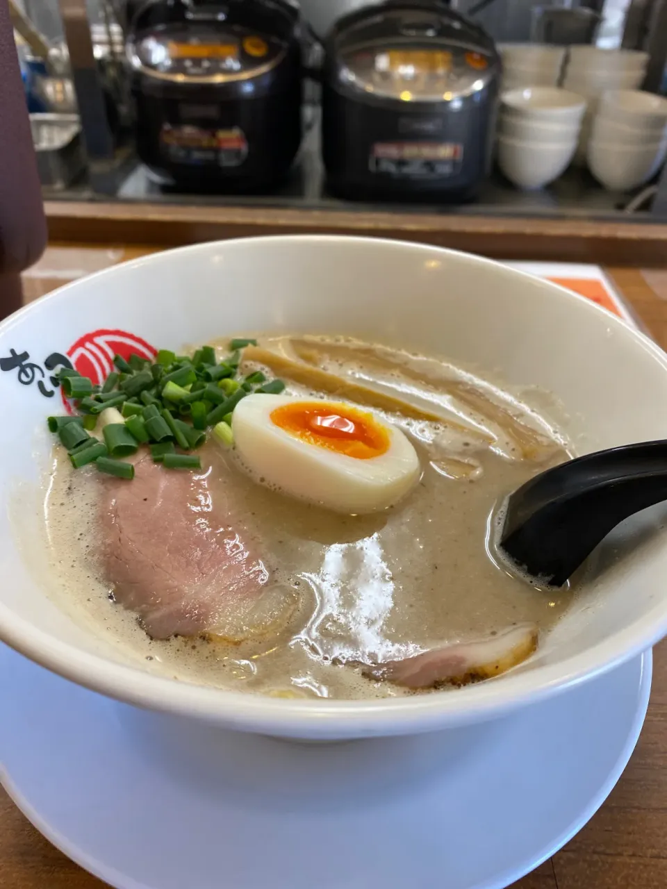 Snapdishの料理写真:京都市下京区西七条　あいつのラーメンかたぐるま本店の　こくとんラーメン|タカちゃんさん