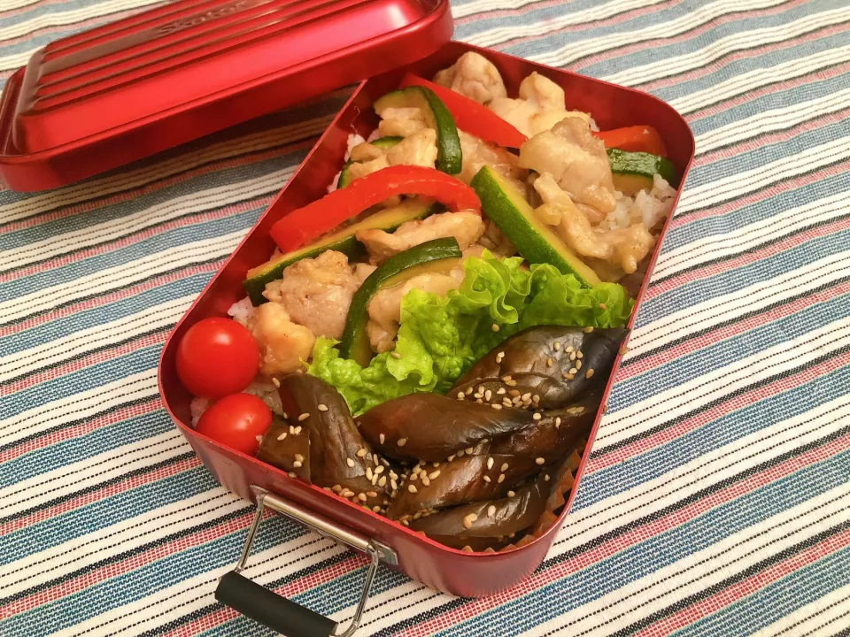 高校生弁当　11-57  焼き鳥丼|mashaさん