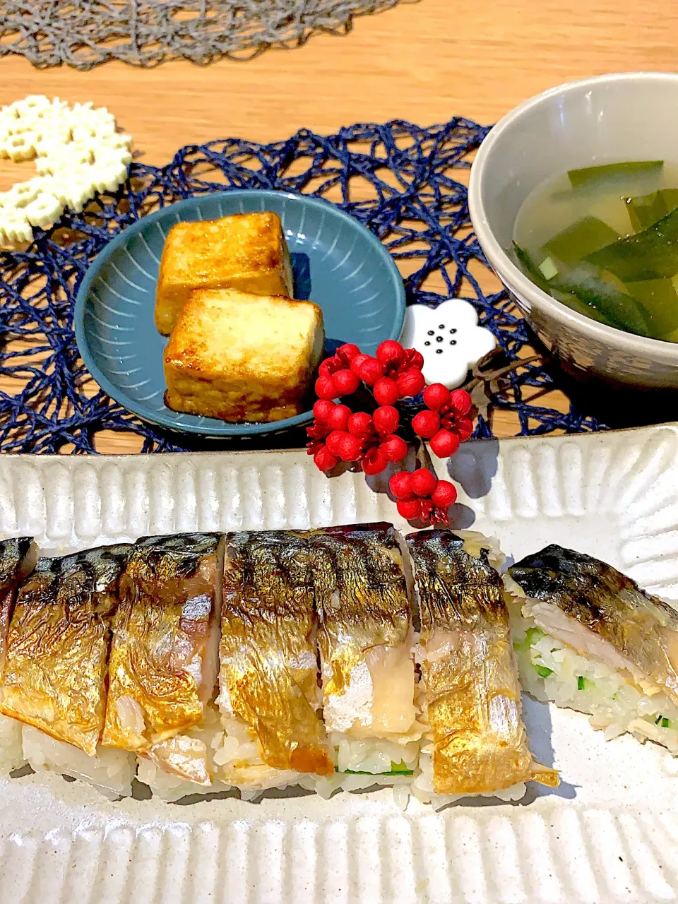 焼き鯖の押し寿司🐟　豆腐ステーキ|emikokoさん