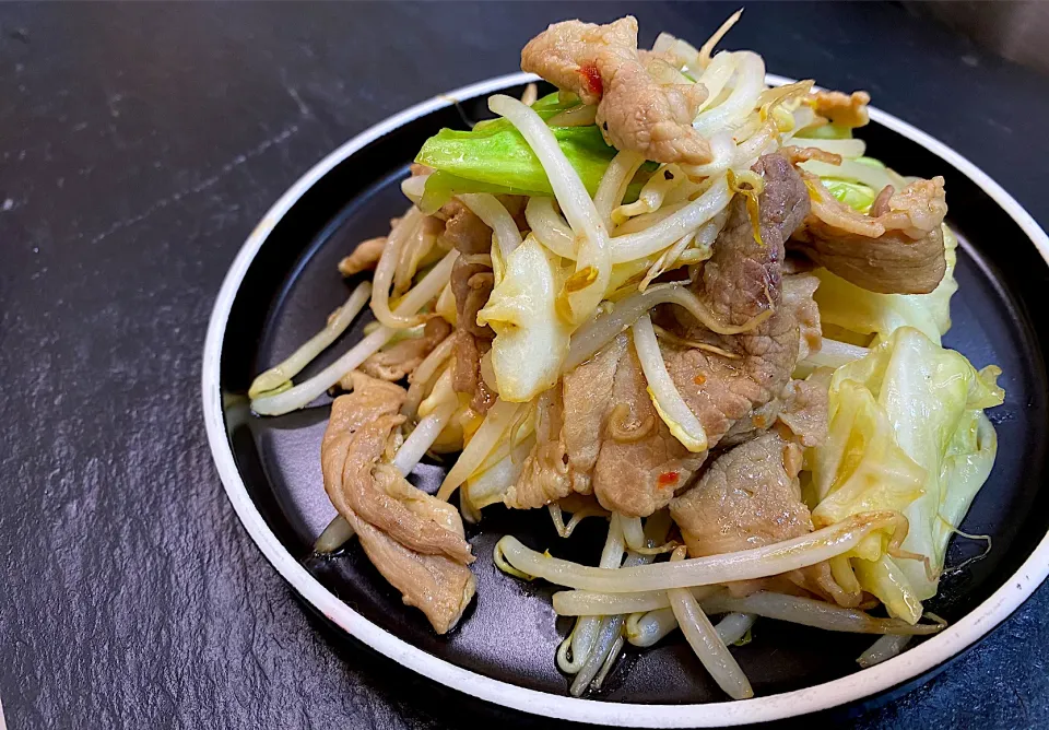 Pork and bean sprout|Laarni Nabongさん