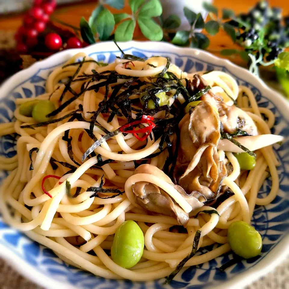 Snapdishの料理写真:牡蠣のオイル漬deパスタランチ🌶|とまと🍅さん