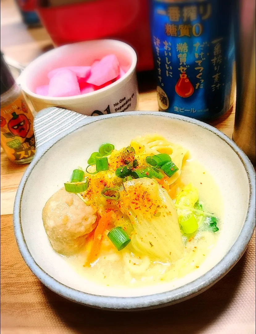 Snapdishの料理写真:ラーメン鍋🎵ちゃんぽん味|ポコさん