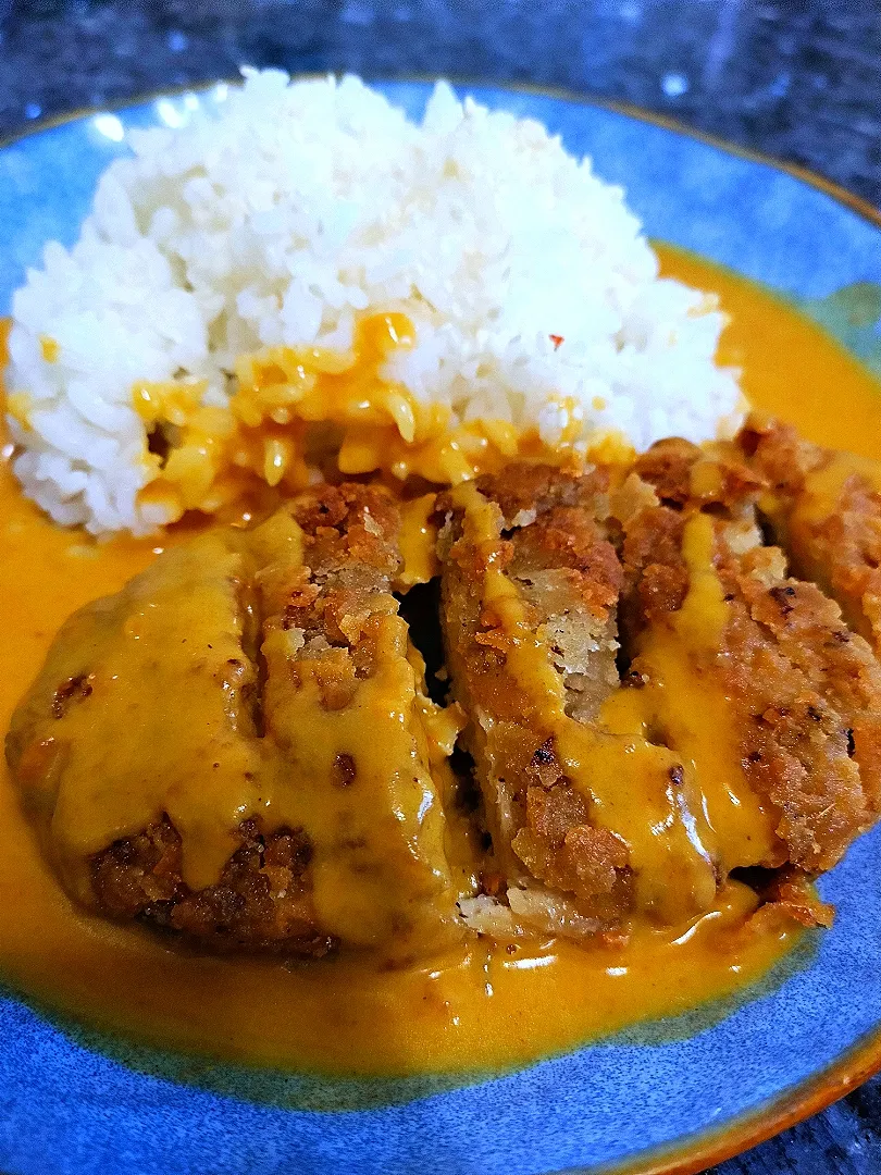 Snapdishの料理写真:Vegetarian Katsu Curry 🍛 😋|Fatmamaさん