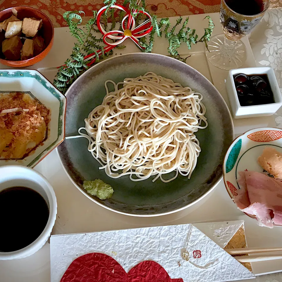 おせちの残りで蕎麦定食|カピバラおやじさん