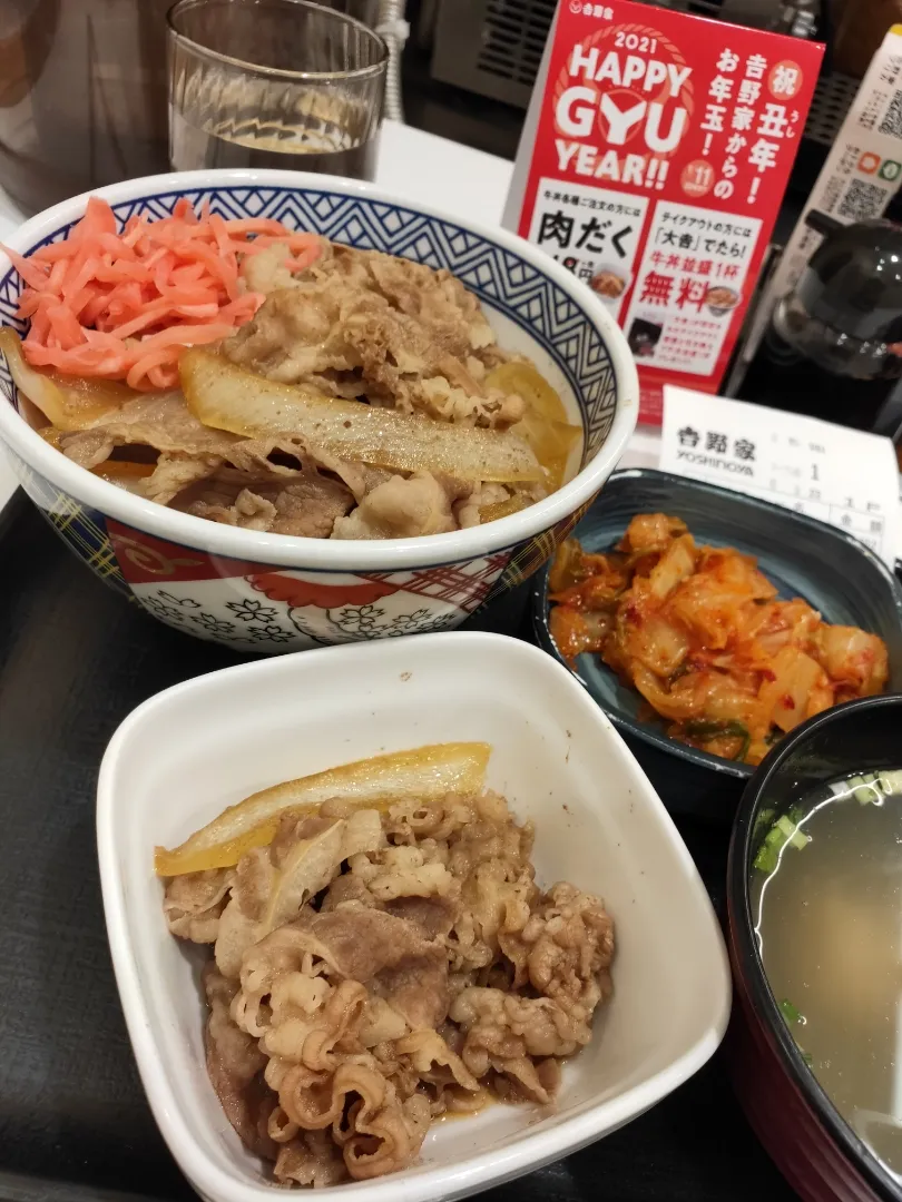 牛丼と肉だく|osakana555さん