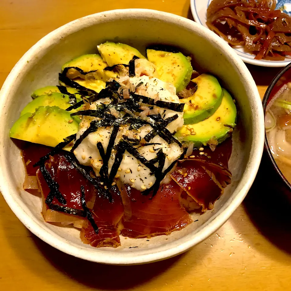 マグロ漬けアボカドとろろ丼|ゆっこっこさん