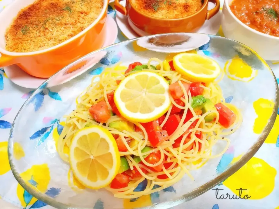 アボカドとトマトの冷製パスタ😋🥑🍅🍝|taruto⭐️さん