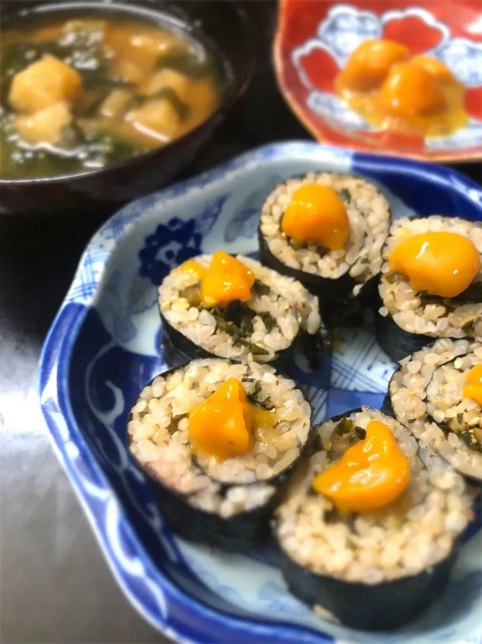 海苔巻き黄身の醤油漬け乗せて♪|ちーちさん