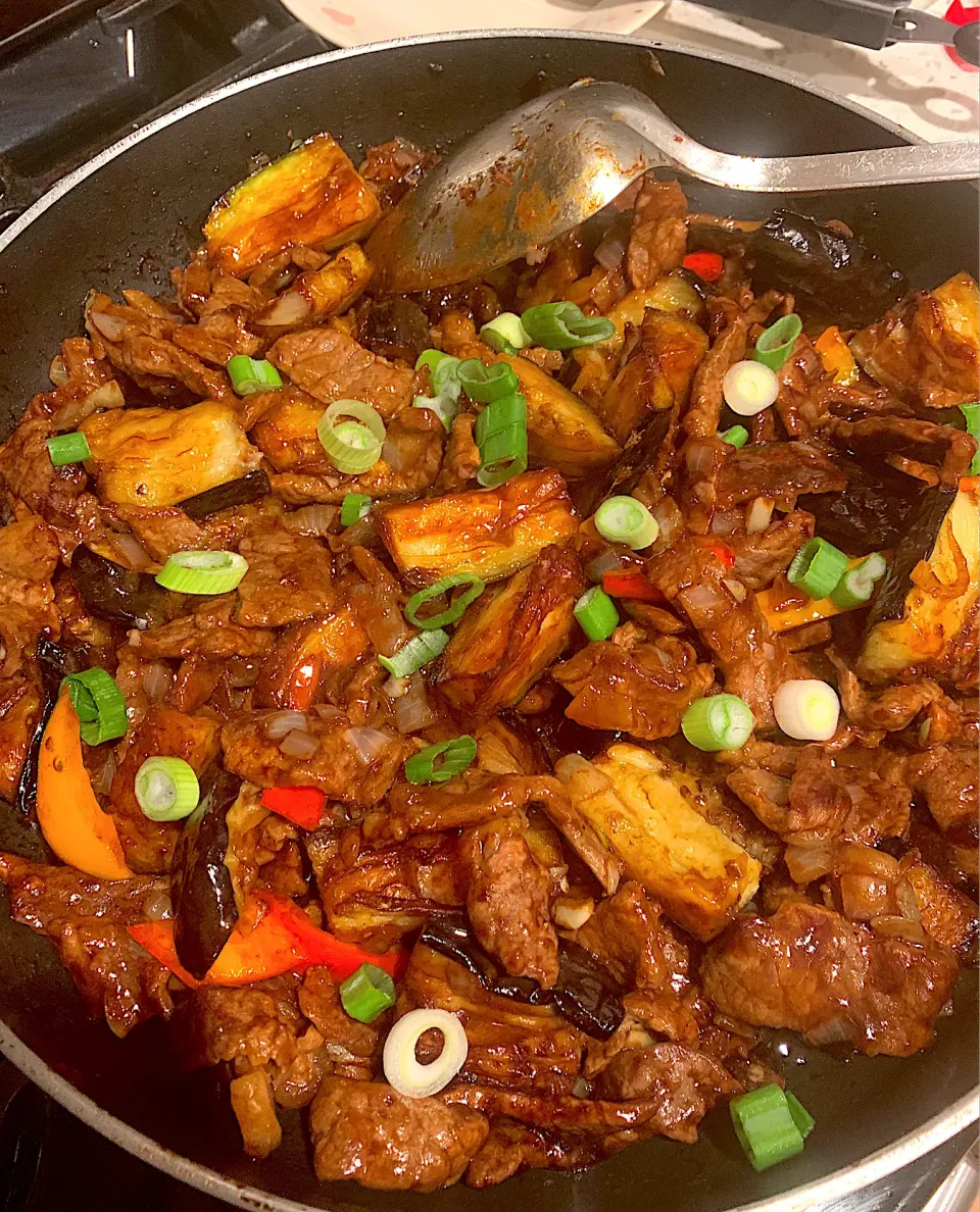 Beef and eggplant with garlic sauce|🌺IAnneさん