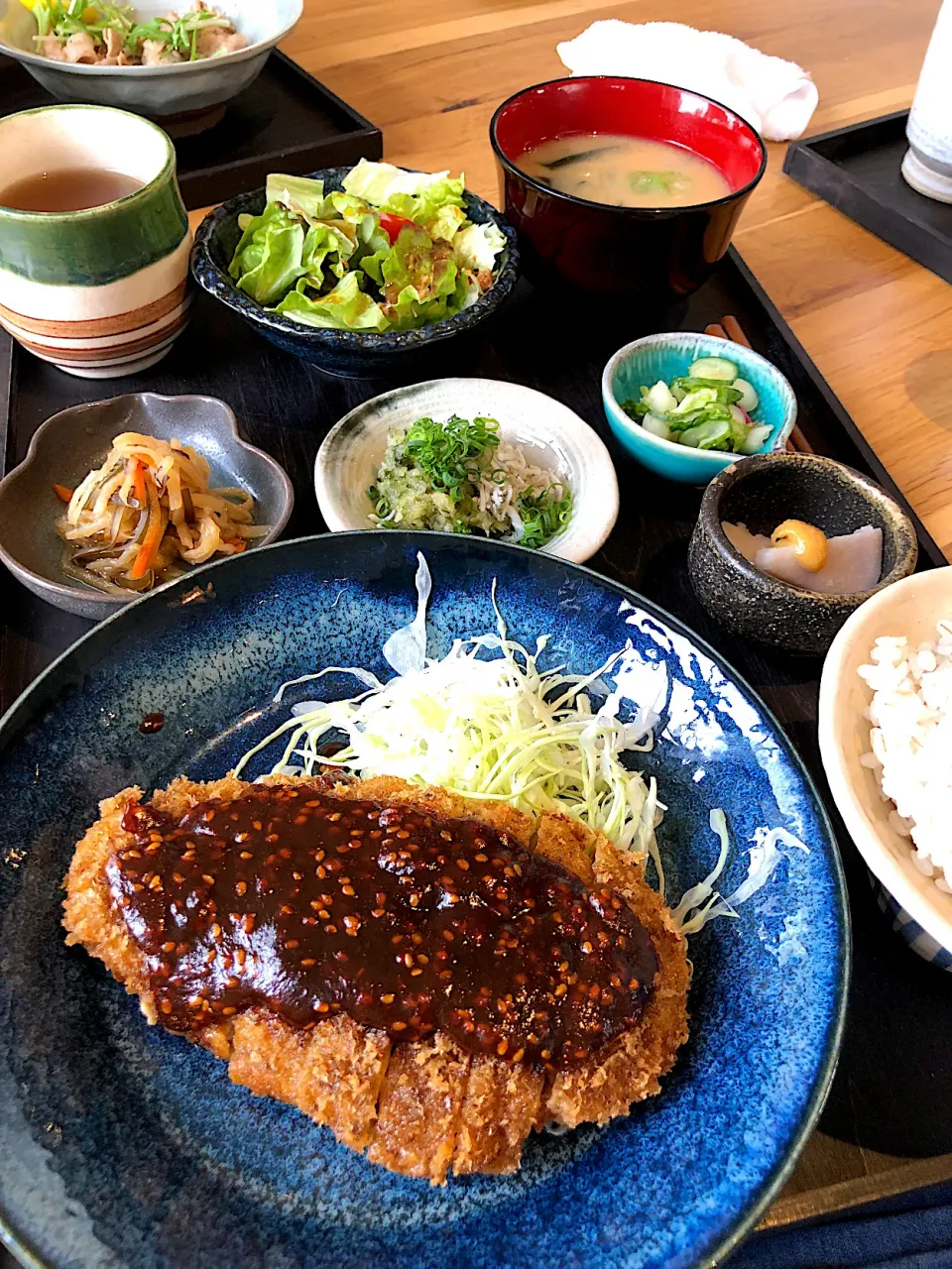 Snapdishの料理写真:豚ロースの特製味噌カツと生のりしらすおろし定食@和食 八のじ（片柳）|Kazuya Miyukiさん