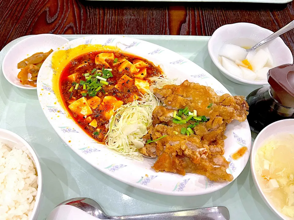 麻婆豆腐と油淋鶏定食|マハロ菊池さん