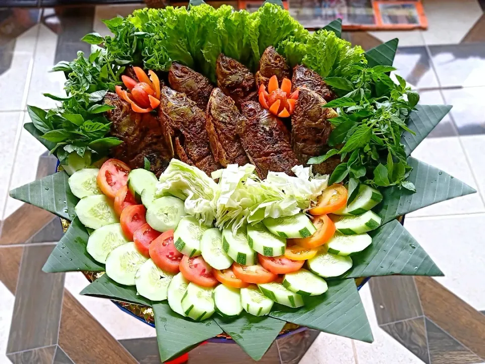 Snapdishの料理写真:Ikan Nila
Hera Catering|Bodro Bhekenovicさん