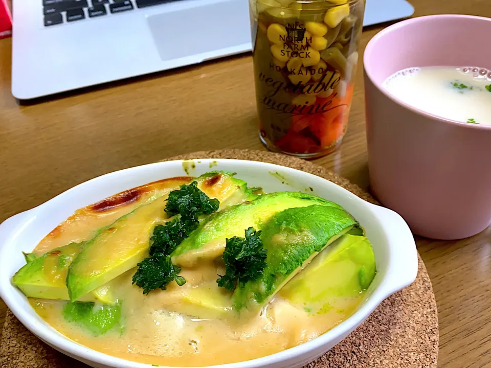 お昼ご飯🥑|lalapoさん