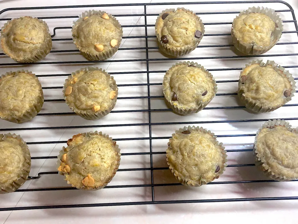 Banana Muffins (assorted)|momma the exporerさん