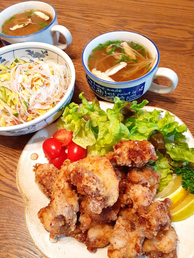 鶏もも肉のからあげ！☺️
中華春雨サラダ
椎茸とモヤシの生姜スープ|fumfumさん