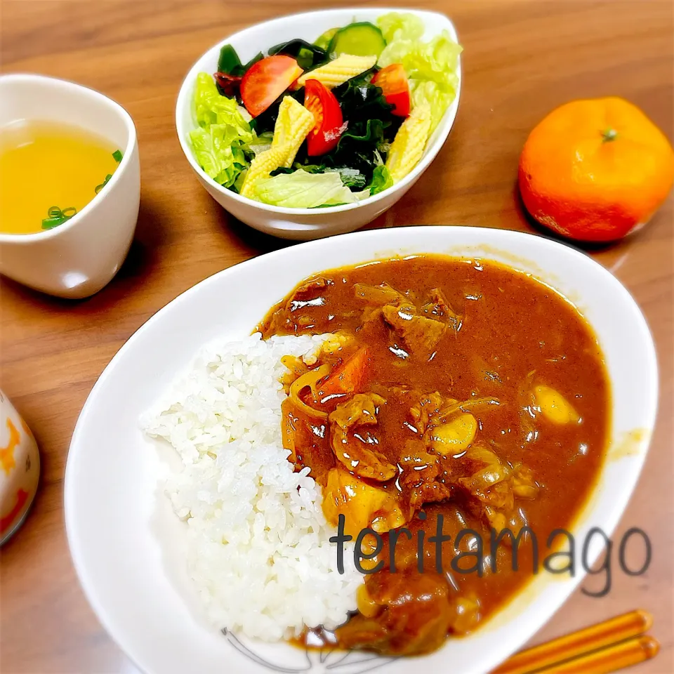 Snapdishの料理写真:牛すじカレー|teritamagoさん