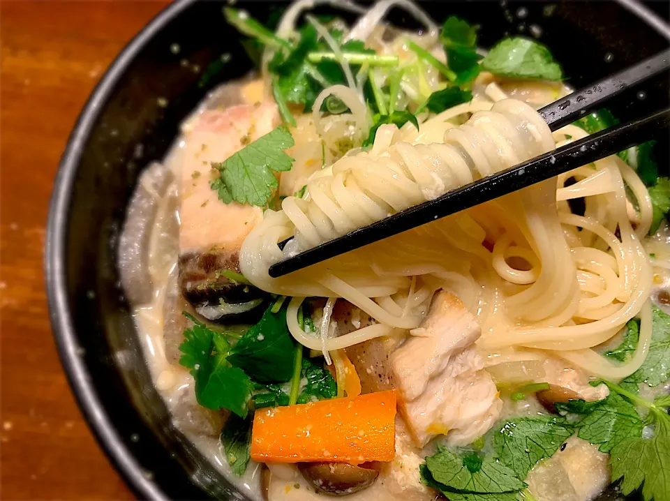 鰤の粕汁温めん|半田手延べそうめんの店 阿波や壱兆さん