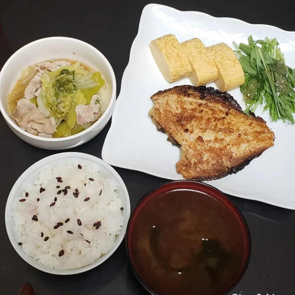 Snapdishの料理写真:鰈の塩焼き|Yukiさん