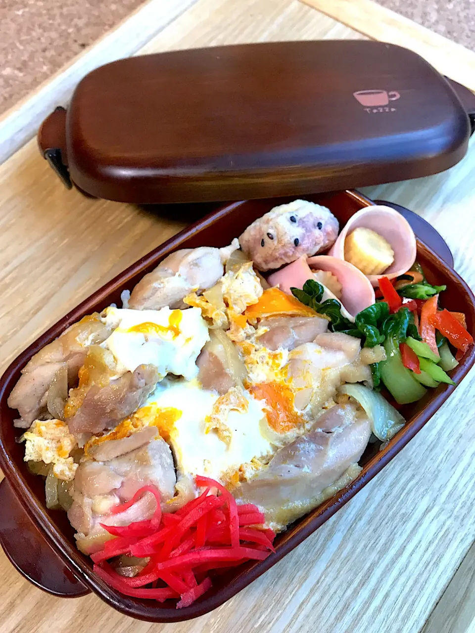 親子丼弁当|二キィさん