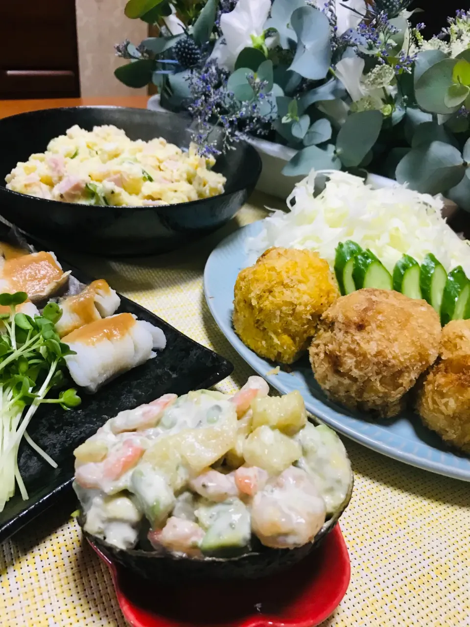 taruto⭐️さんの料理 数の子とエビアボカドのわさびマヨ和え😋🍴🎵|バシュランさん