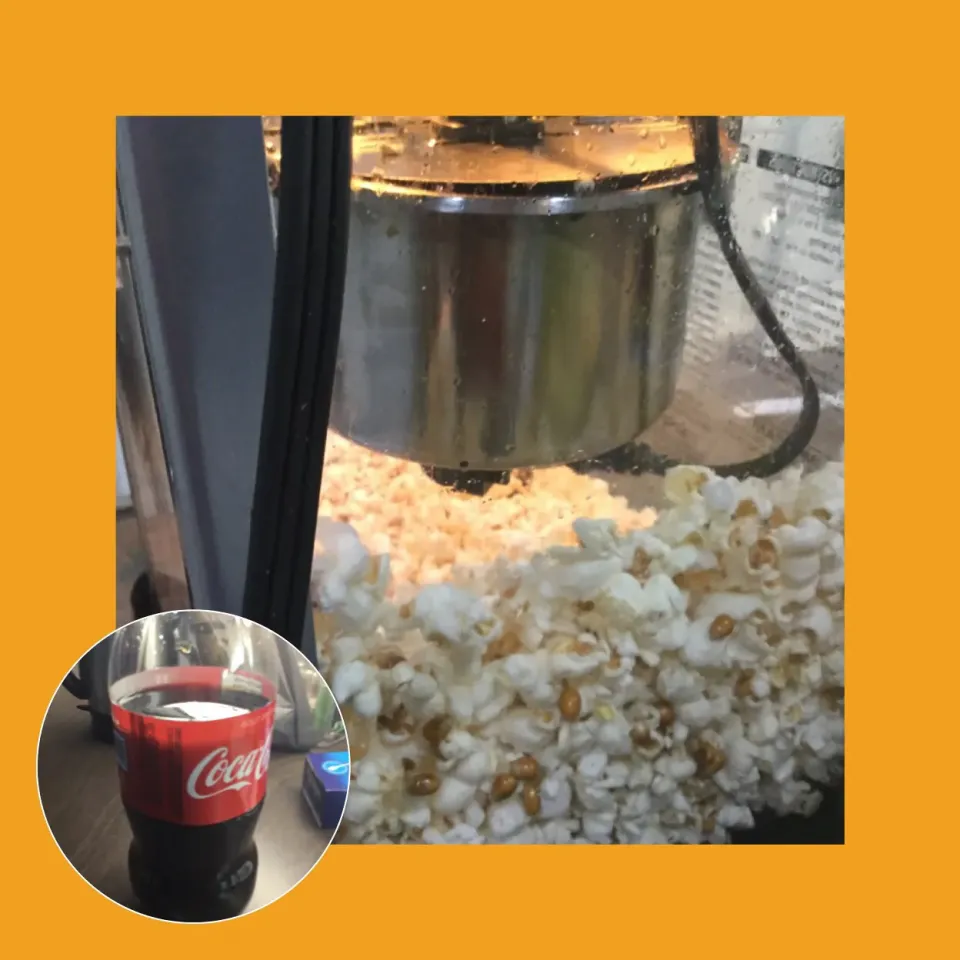 Popcorn and a coke cola|ninja kittyさん