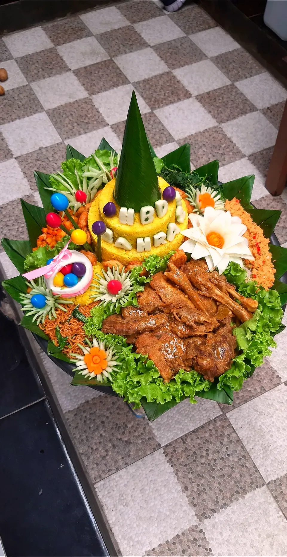 Snapdishの料理写真:tumpeng zahra|rumah binarさん